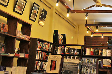 Bookshops in Luang Prabang