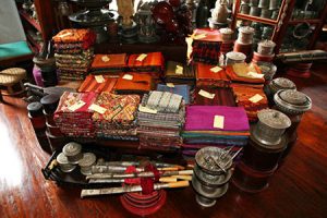 Where to Buy Handicrafts in Luang Prabang
