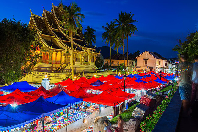 Luang Prabang Night Market - Laos Tours