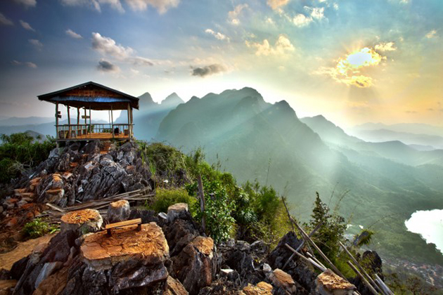 Viewpoint over Nong Khiaw