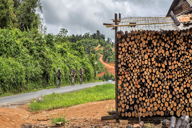 Laos cycling route in Don Det