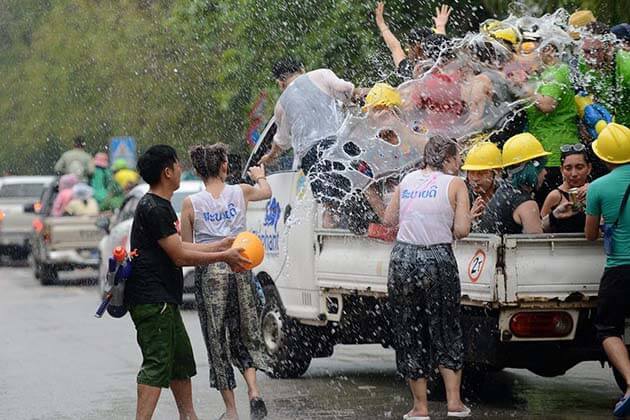 Water Festival in Laos – Laos New Year in April (Boun Pi Mai)