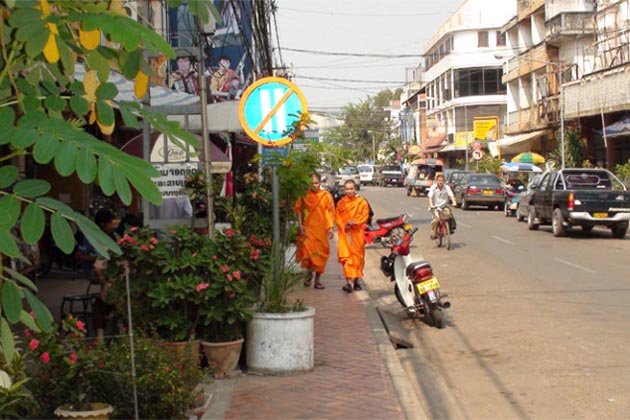 Vientiane luxury tour