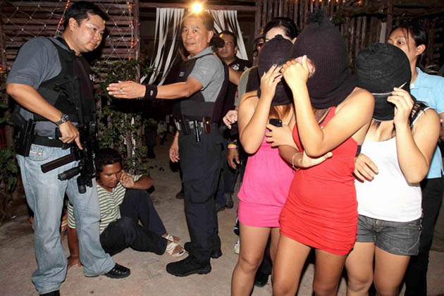 Photos laos prostitutes Lao Pride