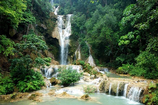 Kuang Si waterfall, Laos tour packages 