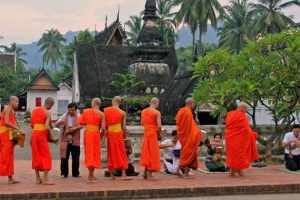 Alms Giving ceremony, Vientiane tours & day trips