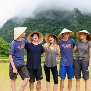 What Should Wear in Laos, Laos tour package