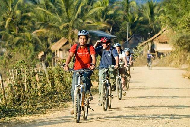 Vieng Xai Bomb Cave, Adventure Tour in Laos