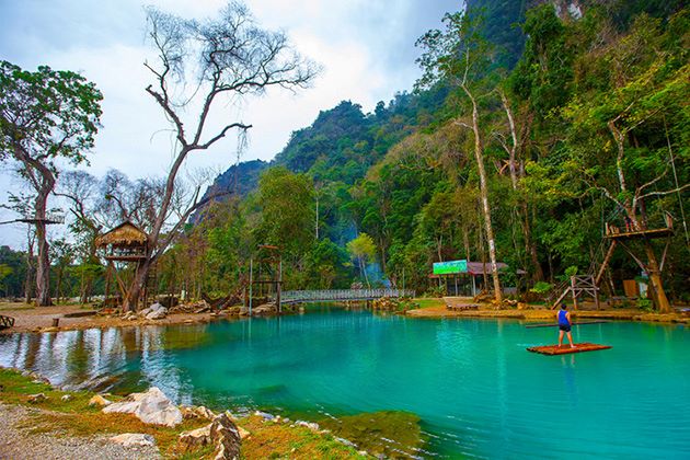 how to get to blue lagoon in vang vieng