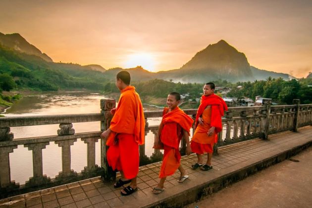 travel to laos with confidence