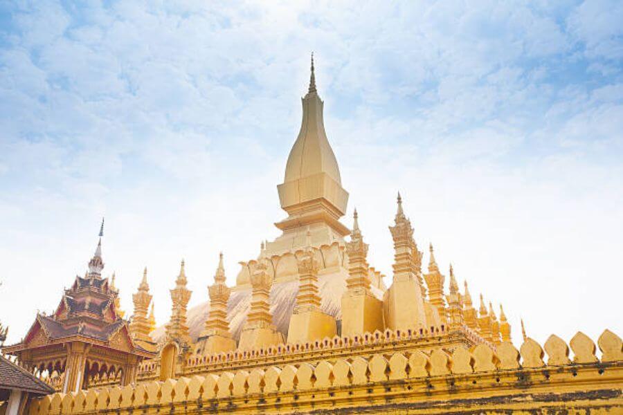 pha that luang - laos tours