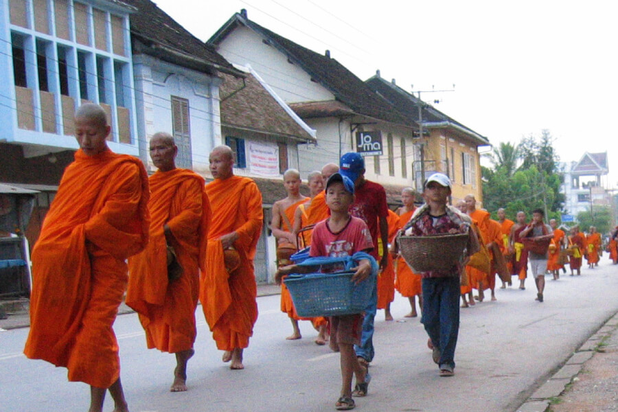 Boun Khao Salak Ancestor Festival - Lao tours packages