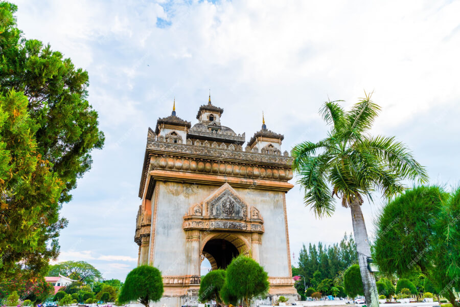 Unearthing the Historical Significance of Patuxay Monument in Vientiane